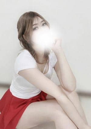 一咲れみ