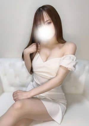 湊あみ