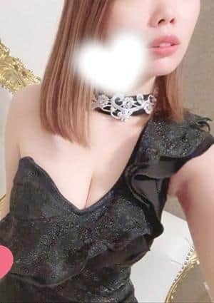霜月りさ