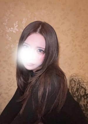 皐月 ひいろ