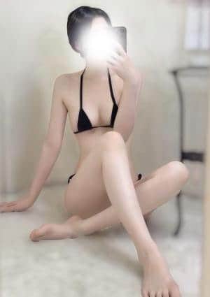 桐谷さりな
