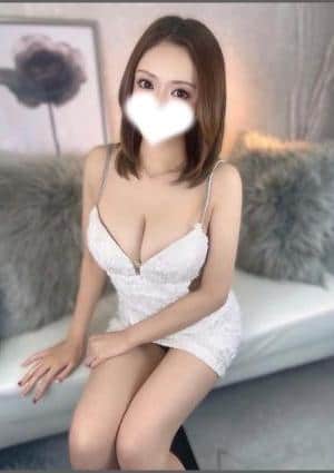 鏡乃ゆあ