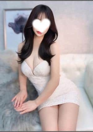 城ヶ崎かれん
