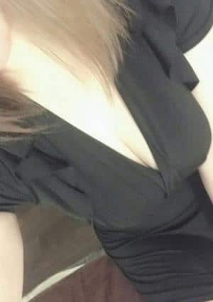 七瀬 葵