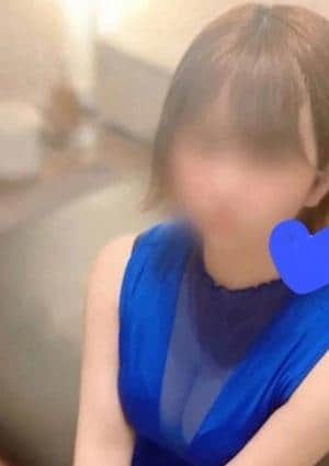 手塚 みおん