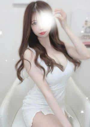 夢咲 ひな