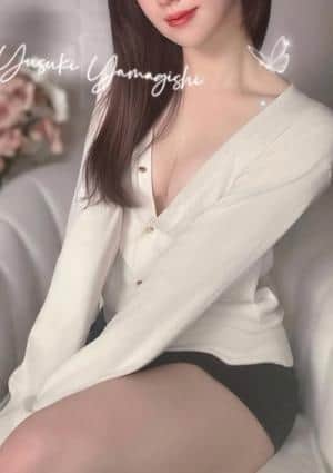 山岸ゆづき