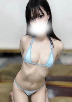君島 りおな