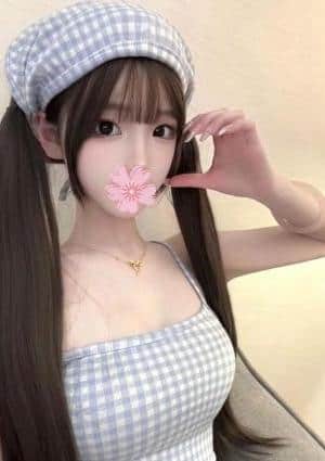 エミリ