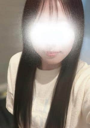 結城 りな
