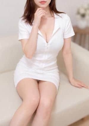 芽依