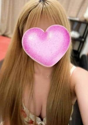 岬 ゆりな