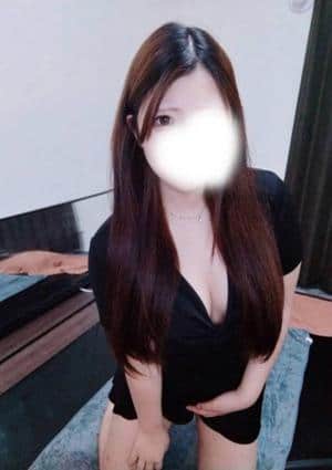 るあ