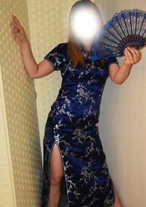 姚モモ(日本人)