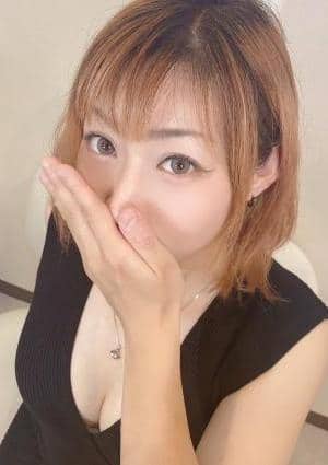 新人あゆ