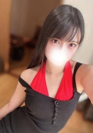 綾瀬 くるみ