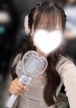 みな