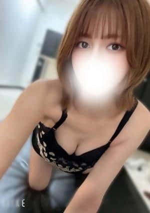 篠田ゆい