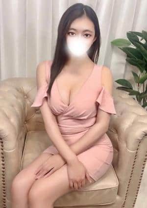 上村 ひなこ