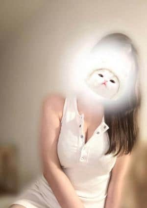 朝比奈しほ