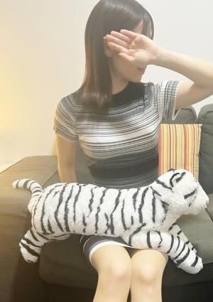 みーな