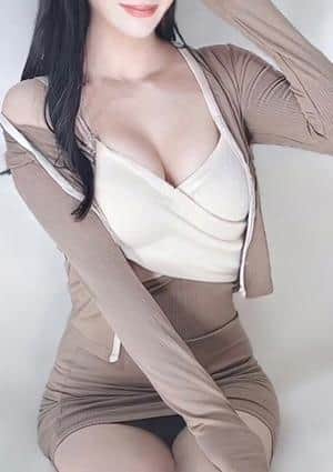 白川結衣