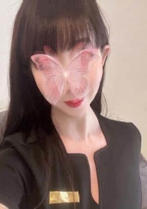 川乃愛華