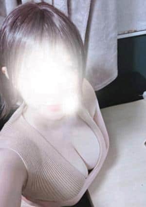 ゆりな