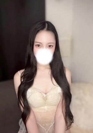 《新人》綾瀬みる