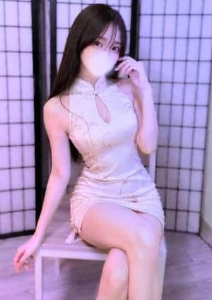 青井そゆん