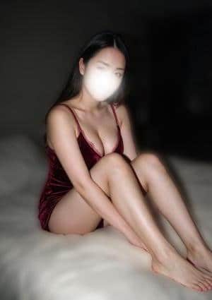西山 あかね