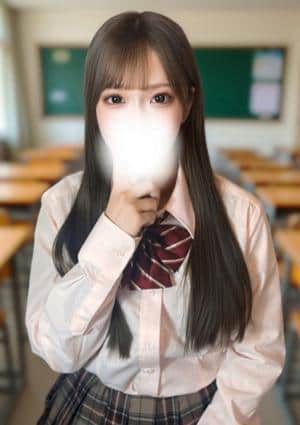 水瀬ひな
