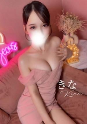 きな♡純白美人