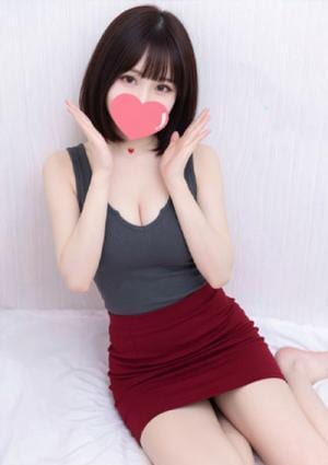 ニニ