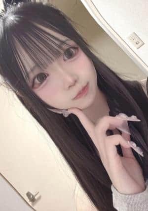 彩月 りく