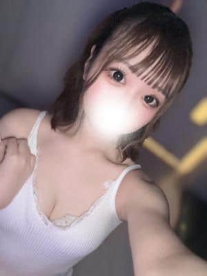 綾瀬りな
