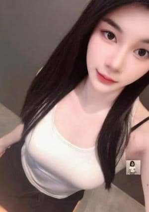 あやかちゃん 23歳 台湾出身のセラピスト