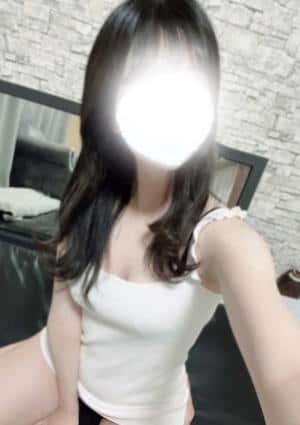 津田れな