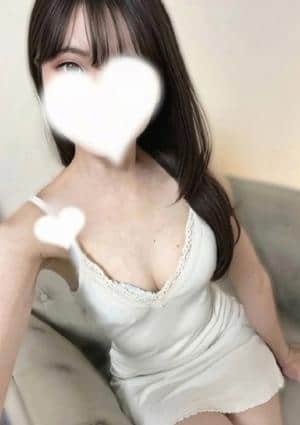 芹沢ゆま
