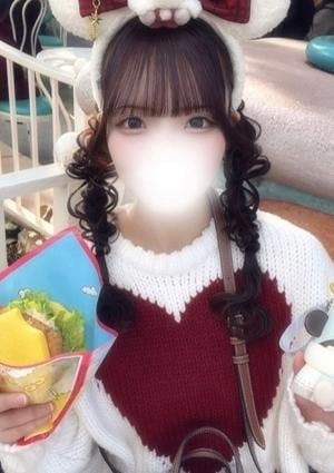 三上 りな