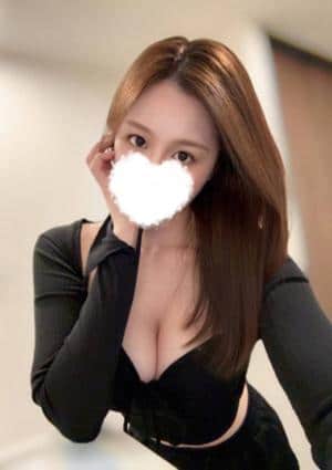 美月かりん
