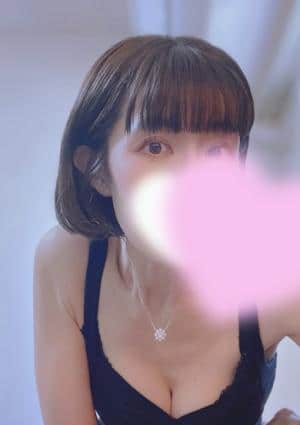 山口かれん