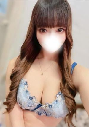 高嶺まみ