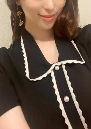 小鳥遊さゆり