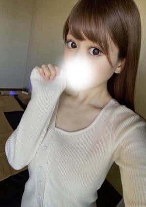 真白 みなみ