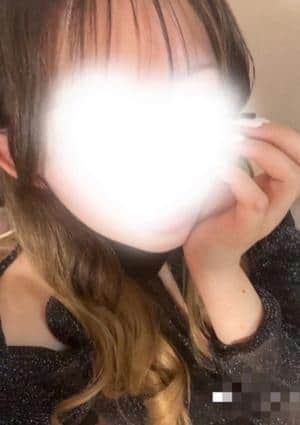 林マナ