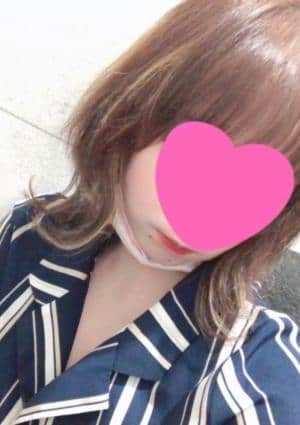 エミリ