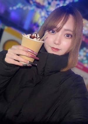 愛沢ありさ