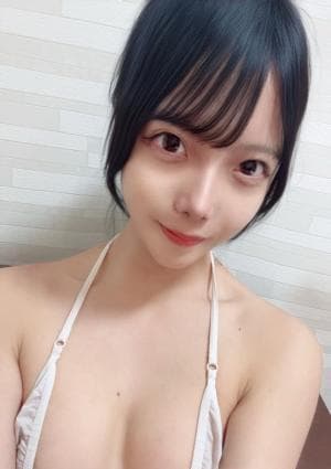 藤崎あやな