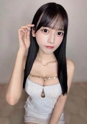 水瀬ひな